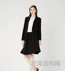 小西装怎么搭配 小西装内搭什么最好了