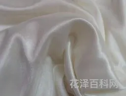 冰丝是什么材料，冰丝是聚酯纤维吗