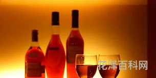 如何开葡萄酒，无工具红酒开瓶方法