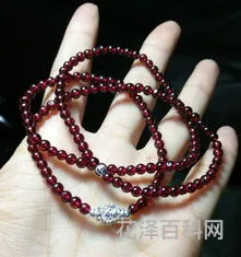 石榴石戴哪只手