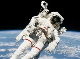 太空行走第一人 首次进行太空行走的人是谁